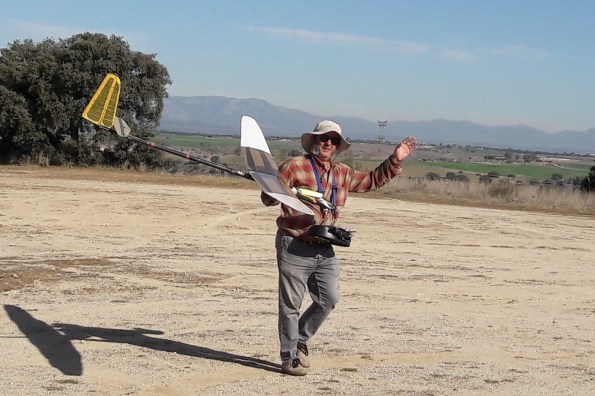 5 Javier Hernandez camino a su punto (2)